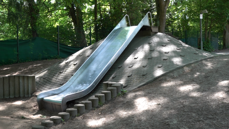 Rutschen auf Spielplätzen zu gefährlich? (Foto: SAT.1 NRW)