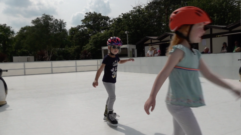 Sommerschlittschuhbahn in Oelde (Foto: SAT.1 NRW)