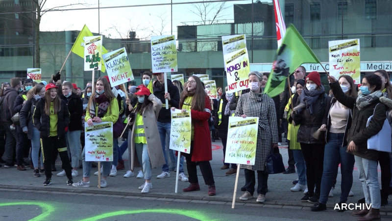 Streik in Universitätskliniken (Foto: SAT.1 NRW)