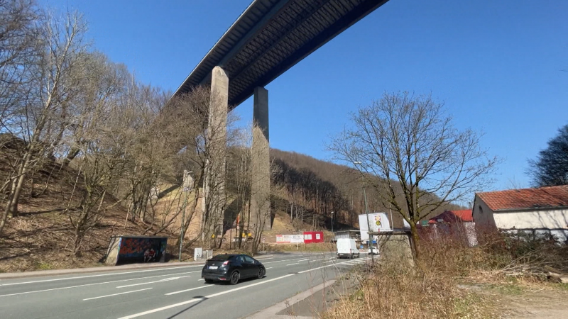 A45-Brücke war maroder als angenommen (Foto: SAT.1 NRW)