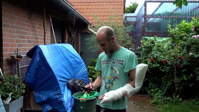 Minderjährige Einbrecher verletzen Mann mit Messer (Foto: SAT.1 NRW)