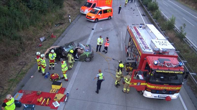 Geisterfahrer stirbt bei Unfall auf der A44 (Foto: SAT.1 NRW)