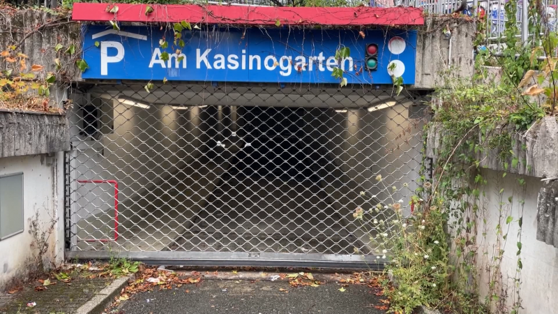 Saniertes Parkhaus steht seit über einem Jahr leer (Foto: SAT.1 NRW)