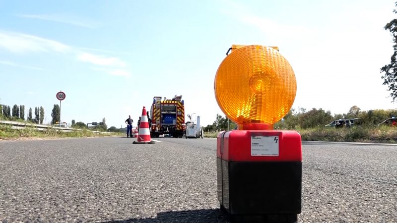 Gefahrgutunfall auf A57 (Foto: SAT.1 NRW)