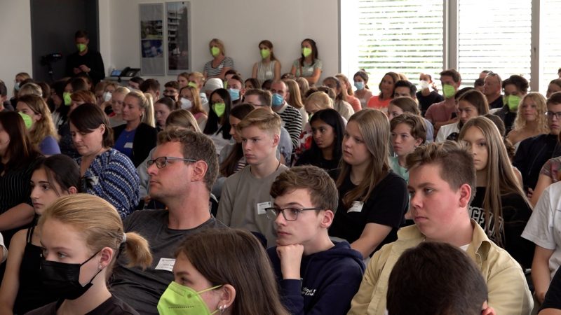 Medienscouts treffen sich in Düsseldorf (Foto: SAT.1 NRW)