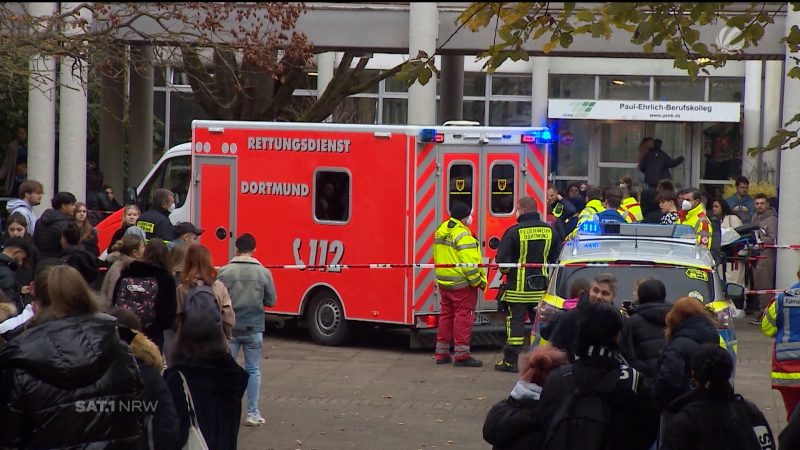 Reizgaseinsatz an Schule (Foto: SAT.1 NRW)