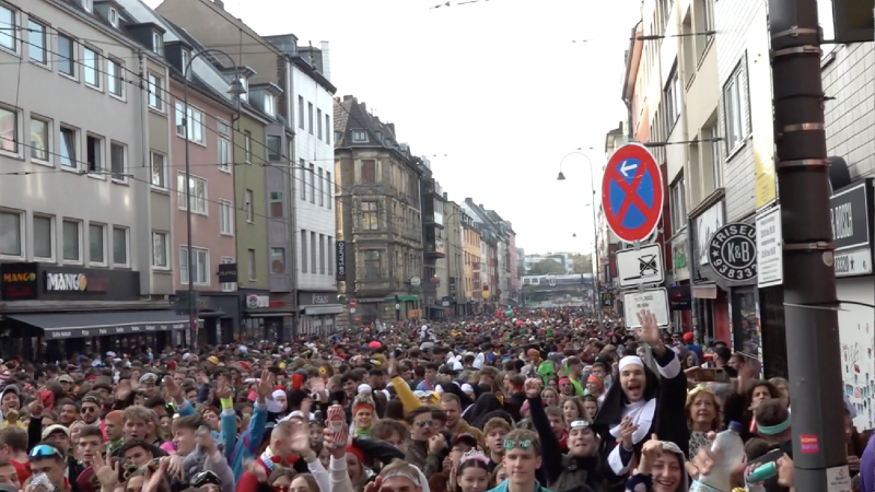 Erste Bilanz nach Karnevalschaos (Foto: SAT.1 NRW)