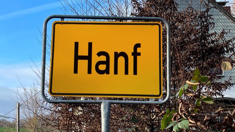 Ortsschild von "Hanf" geklaut (Foto: SAT.1 NRW)