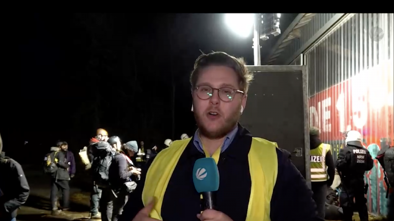 Marc Hillen zur aktuellen Situation in Lützerath (Foto: SAT.1 NRW)