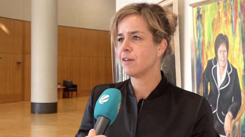 NRW-Klimaministerin Mona Neubaur zur Lage in Lützerath (Foto: SAT.1 NRW)