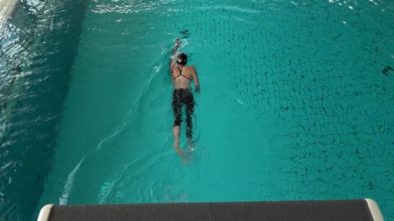 Erste Schwimmbäder heizen Wasser wieder auf (Foto: SAT.1 NRW)