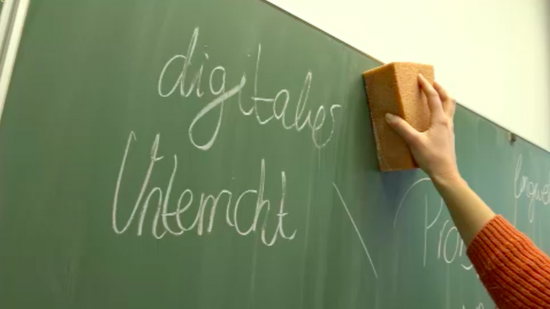 Chaos im Schulministerium (Foto: SAT.1 NRW)