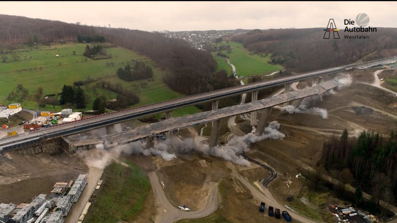 Talbrücke erfolgreich gesprengt (Foto: SAT.1 NRW)