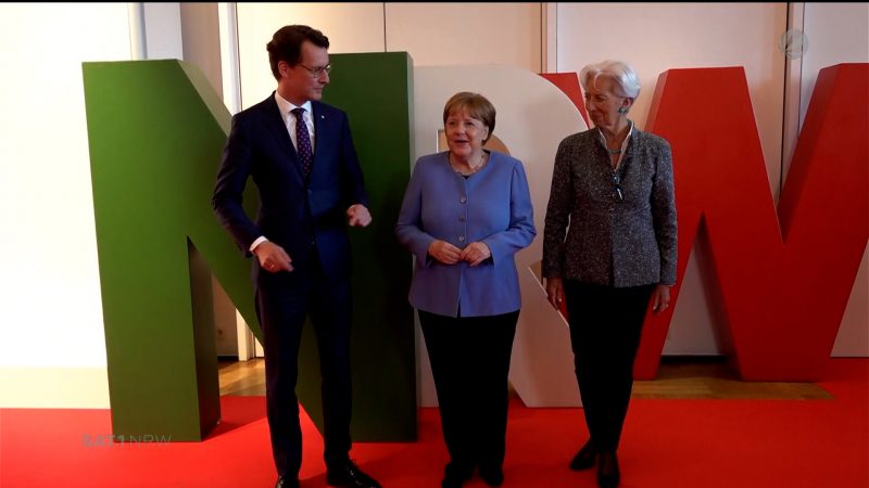 NRW-Staatspreis für Merkel (Foto: SAT.1 NRW)