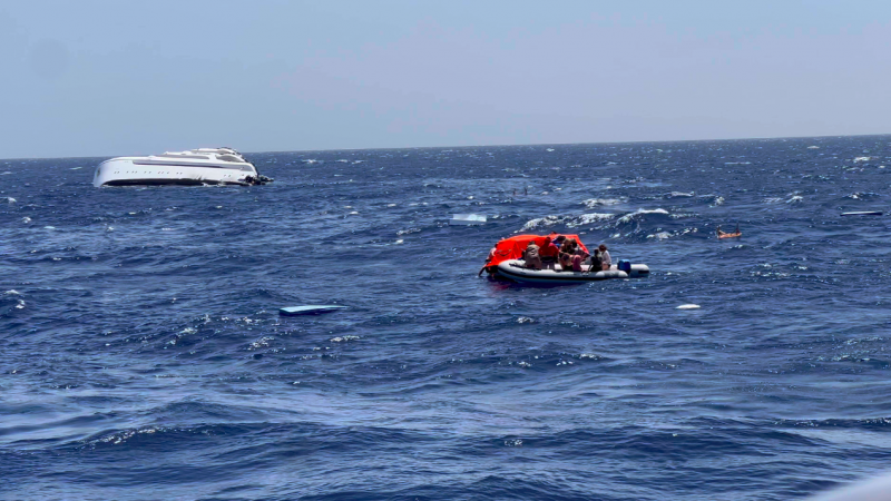 Paar aus Viersen kentert im roten Meer (Foto: SAT.1 NRW)