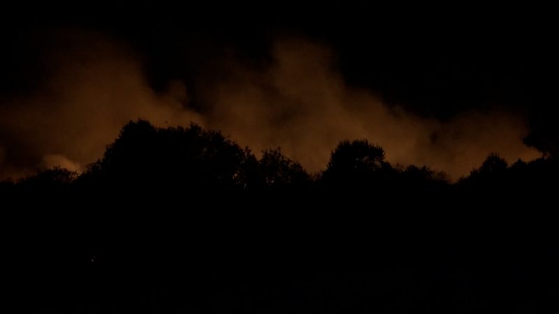 Deutsch-belgisches Grenzgebiet: Großer Moorbrand in der Nähe von Aachen (Foto: SAT.1 NRW)