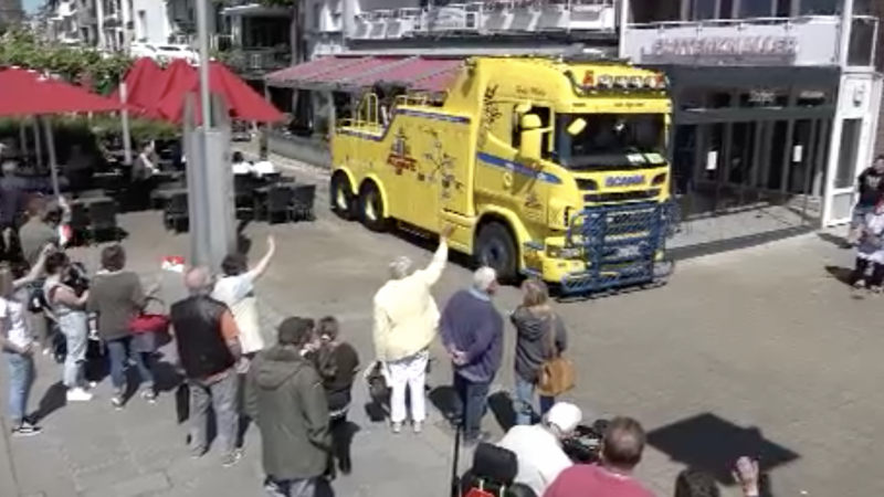 Trucker-Parade: Schwer kranken Kindern ein Stück Lebensfreude zurückgeben (Foto: SAT.1 NRW)