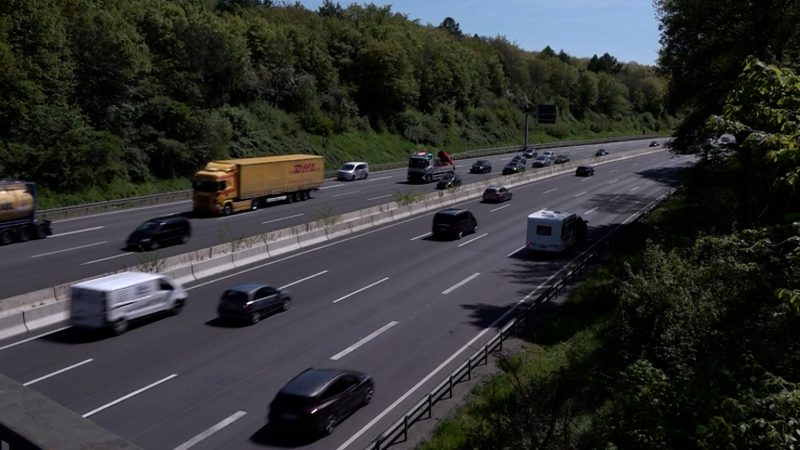 Unfall auf der A44: Tatverdächtiger gefasst (Foto: SAT.1 NRW)