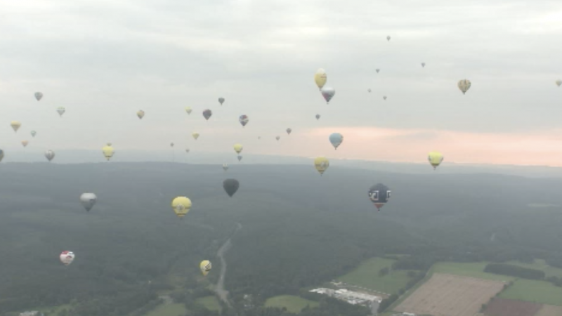 Warsteiner Montgolfiade zurück (Foto: SAT.1 NRW)