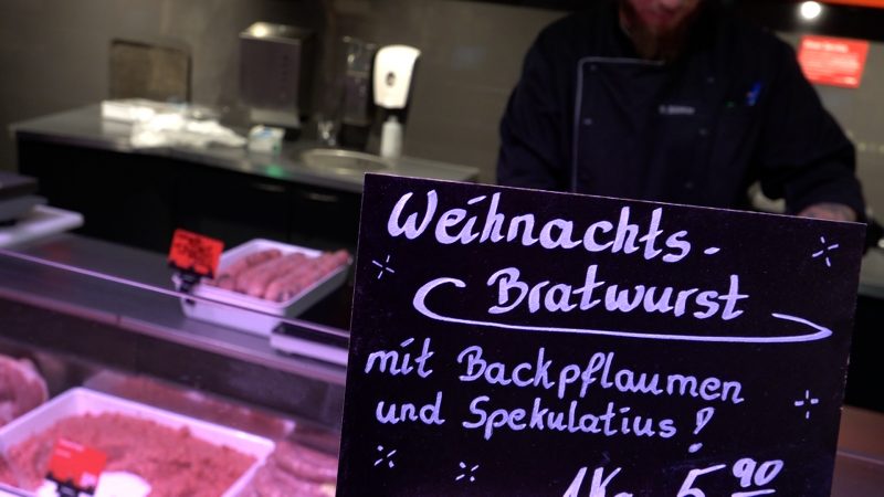 Weihnachtsstimmung vom Grill (Foto: SAT.1 NRW)