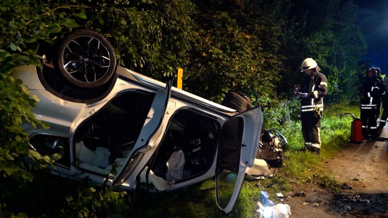 Autofahrer stürzt in die Tiefe (Foto: SAT.1 NRW)