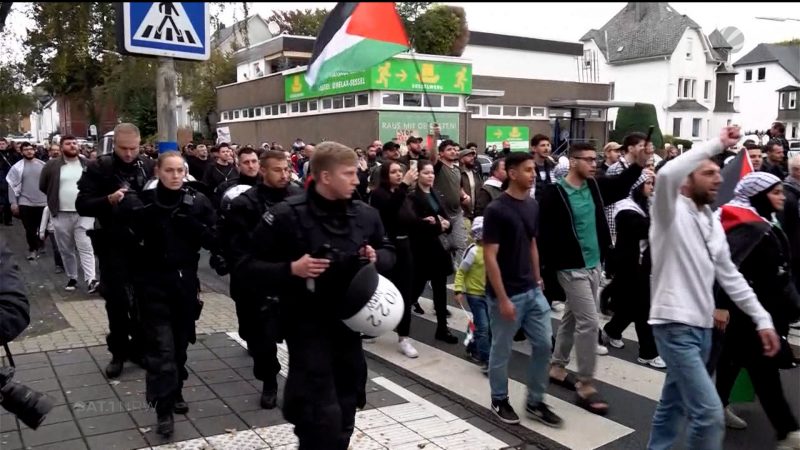 Reul zum Hamas-Verbot (Foto: SAT.1 NRW)