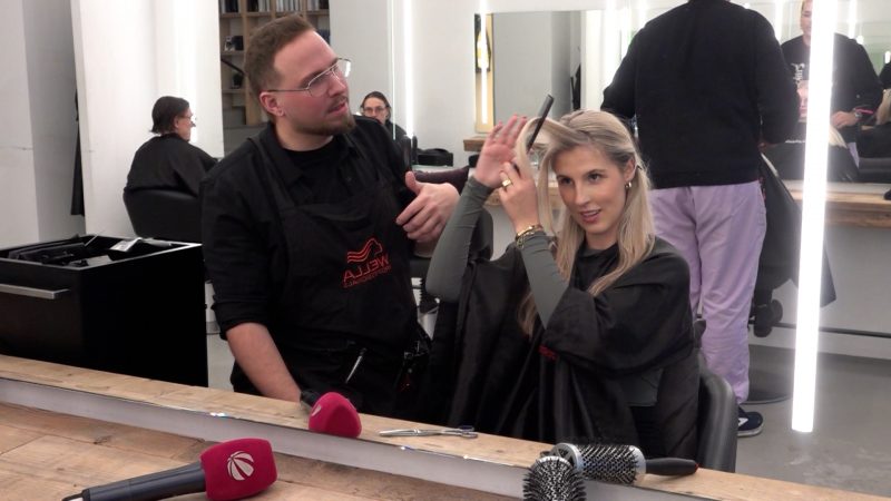 Friseur gibt Tipps zum Selberschneiden (Foto: SAT.1 NRW)