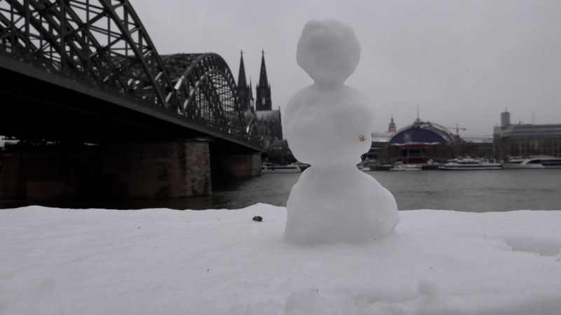 Verschneites NRW - selbst Köln ist weiß (Foto: SAT.1 NRW)