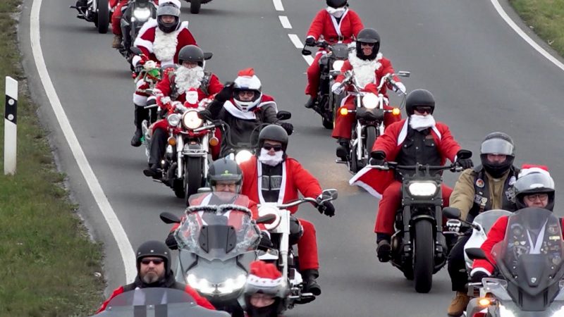 Weihnachtsengel: 8-jähriger Biker sammelt für Hospize (Foto: SAT.1 NRW)