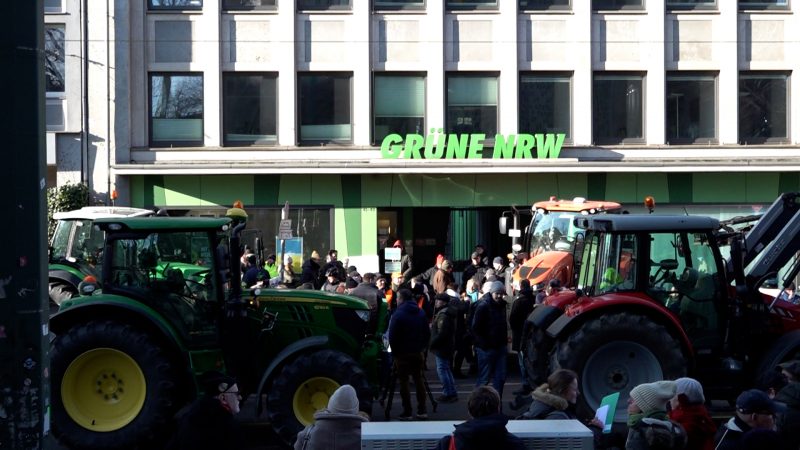 Traktorblockade gegen Ampelregierung (Foto: SAT.1 NRW)