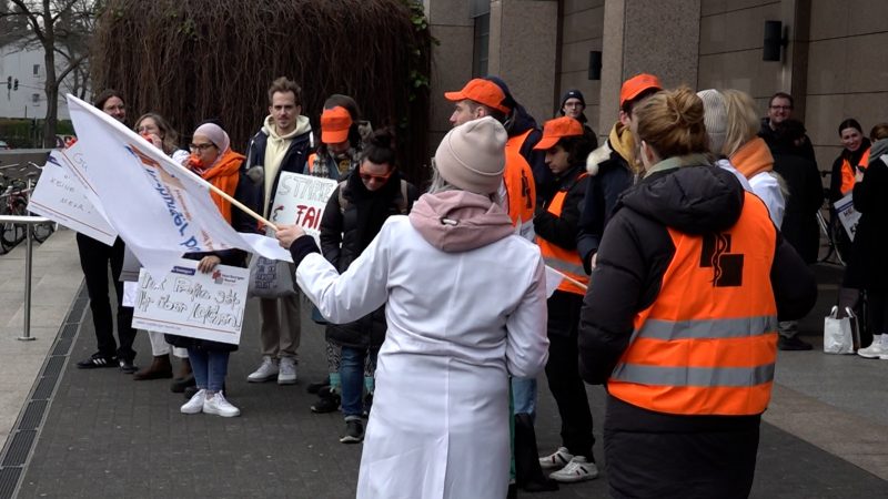 Warnstreik an Unikliniken (Foto: SAT.1 NRW)