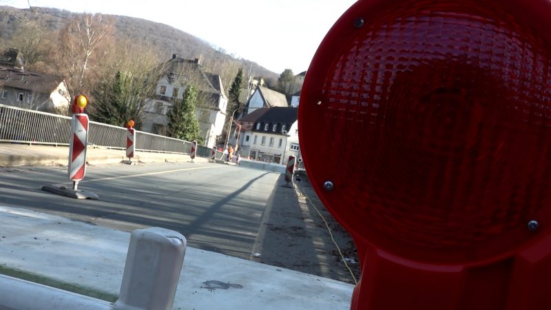 Sanierung der Lennebrücke dauert länger (Foto: SAT.1 NRW)