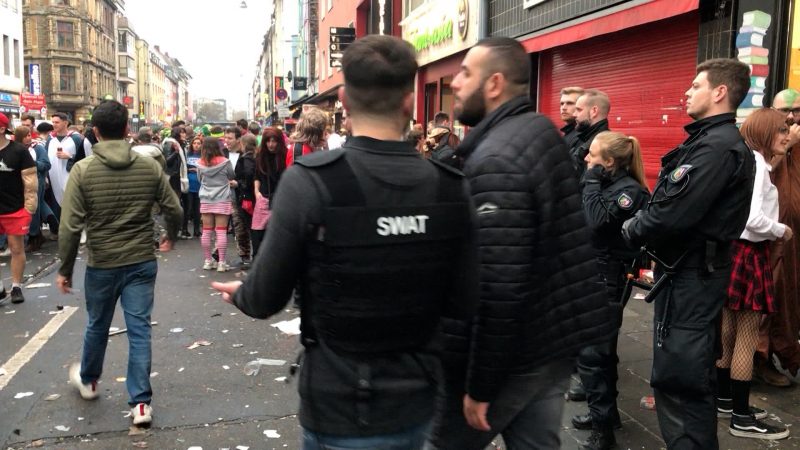 Mehr Polizei beim Karneval (Foto: SAT.1 NRW)