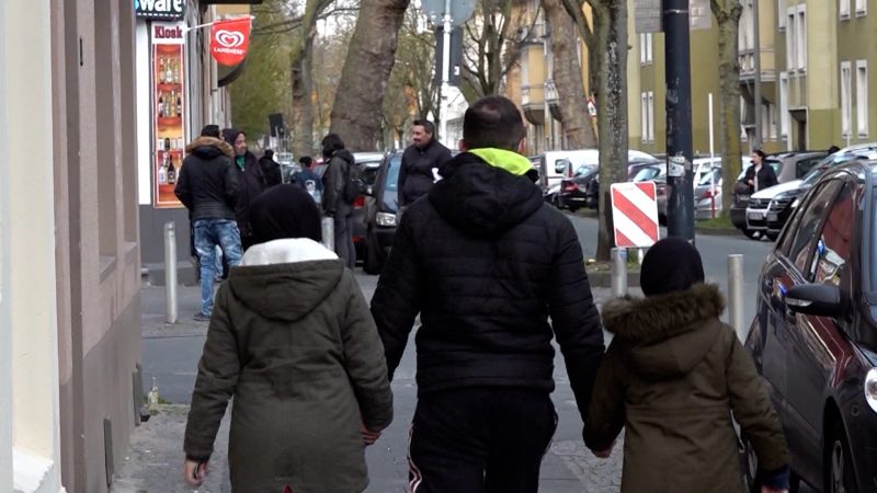 Arbeitspflicht für Asylbewerber (Foto: SAT.1 NRW)