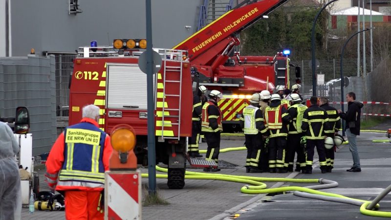 Brand bei Tiefkühlfirma am Flughafen (Foto: SAT.1 NRW)