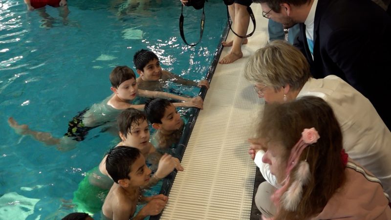 NRW verlängert Förderung für Ferienschwimmkurse (Foto: SAT.1 NRW)