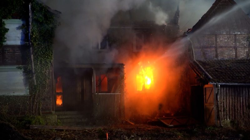 Schon wieder Feuer in NRW (Foto: SAT.1 NRW)