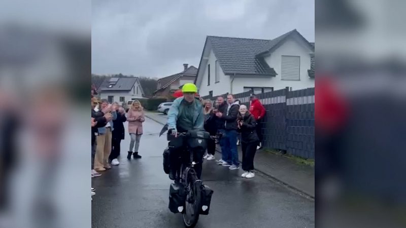 Radtour durch Europa in Gedenken an tote Tochter (Foto: SAT.1 NRW)