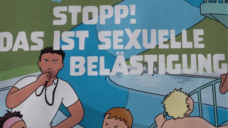 Kampagne gegen sexuelle Belästigung in Kölner Bädern gestartet (Foto: SAT.1 NRW)