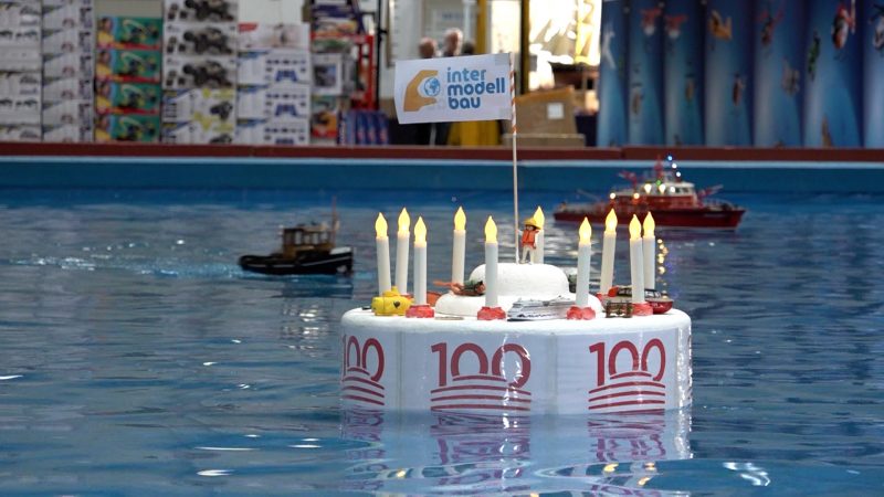Winterkirmes aus Lego auf der Intermodellbau (Foto: SAT.1 NRW)