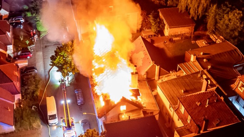 Flammenhölle zerstört Existenz (Foto: SAT.1 NRW)
