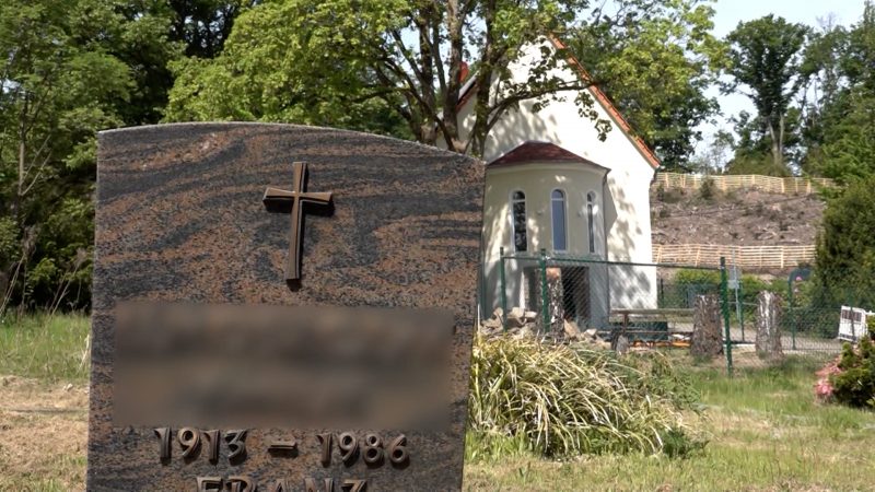 Wohnen auf dem Friedhof (Foto: SAT.1 NRW)