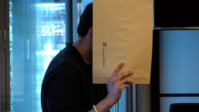 Zwei junge Männer sollen 24-jährigen Iraker aus Rache erstochen haben (Foto: SAT.1 NRW)