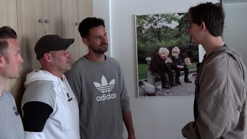 Keanu trifft Retter nach Sturz aus neun Metern Höhe (Foto: SAT.1 NRW)