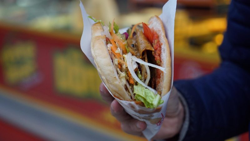 Volksdöner für 3,99 € (Foto: SAT.1 NRW)