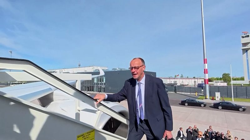Merz goes Paris (Foto: SAT.1 NRW)