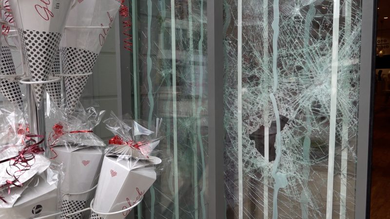Dreister Duft-Dieb macht fette Beute (Foto: SAT.1 NRW)