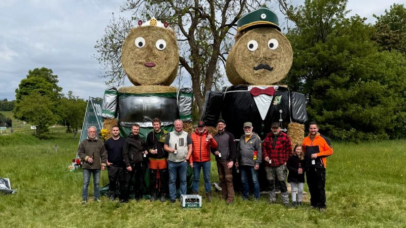 Strohmännchen in Flammen (Foto: SAT.1 NRW)