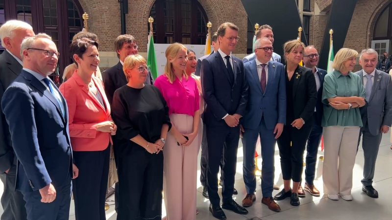 NRW trifft Flandern: Gemeinsamer Schulterschluss in Antwerpen (Foto: SAT.1 NRW)