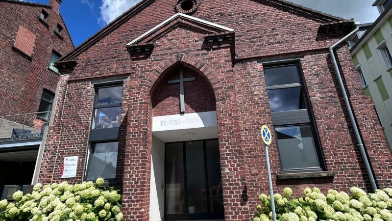 Kirche wird zum Loft (Foto: SAT.1 NRW)